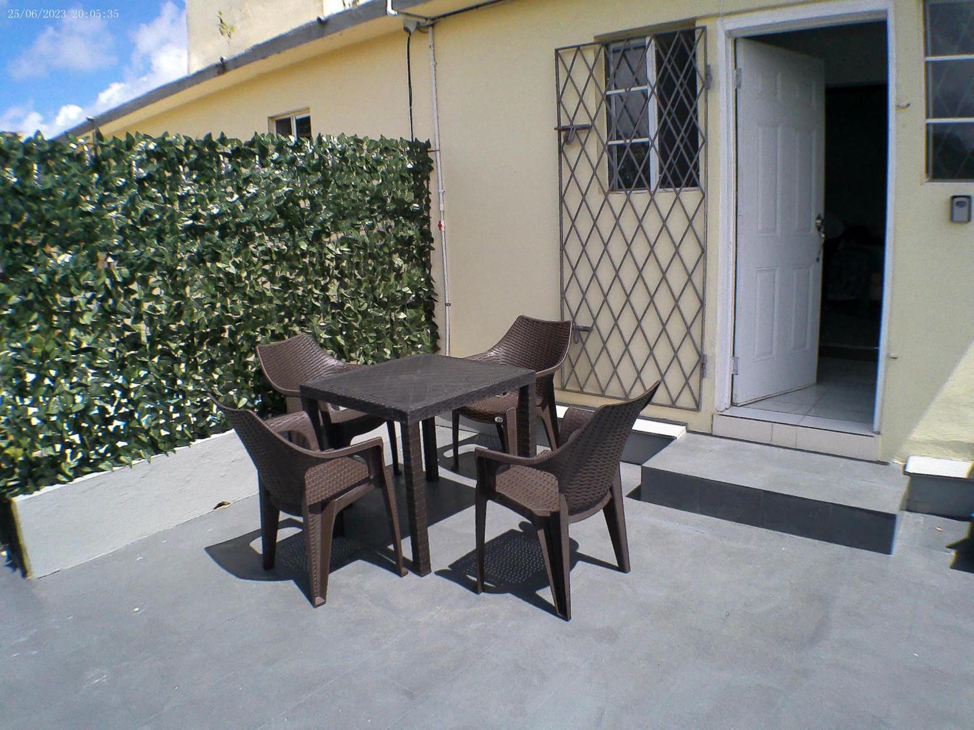 Harriott Heights Appartement Mandeville Buitenkant foto